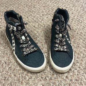 Vintage Havana sneakers size 6.5